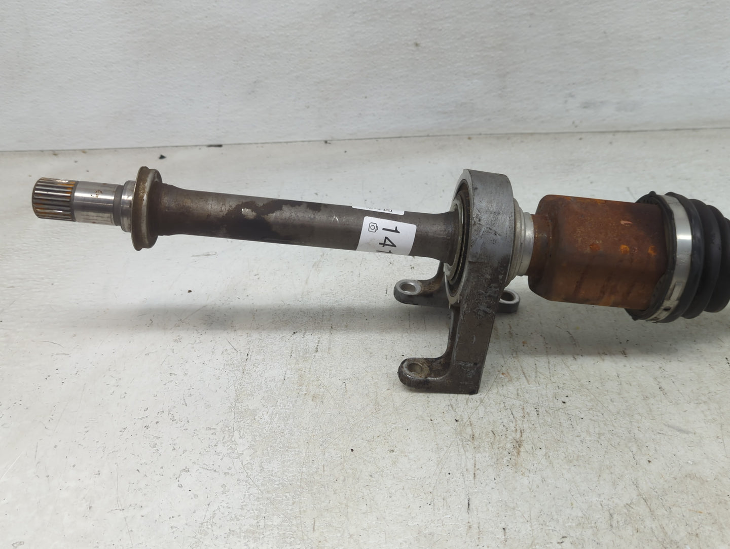 2016-2017 Honda Civic Axle Shaft Front Passenger Cv C/v - Oemusedautoparts1.com