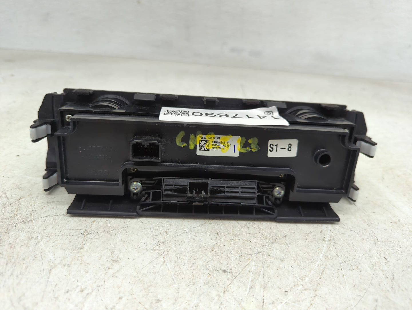 2016-2021 Honda Civic Climate Control Module Temperature AC/Heater Replacement P/N:79600TBAA121M1 Fits OEM Used Auto Parts -