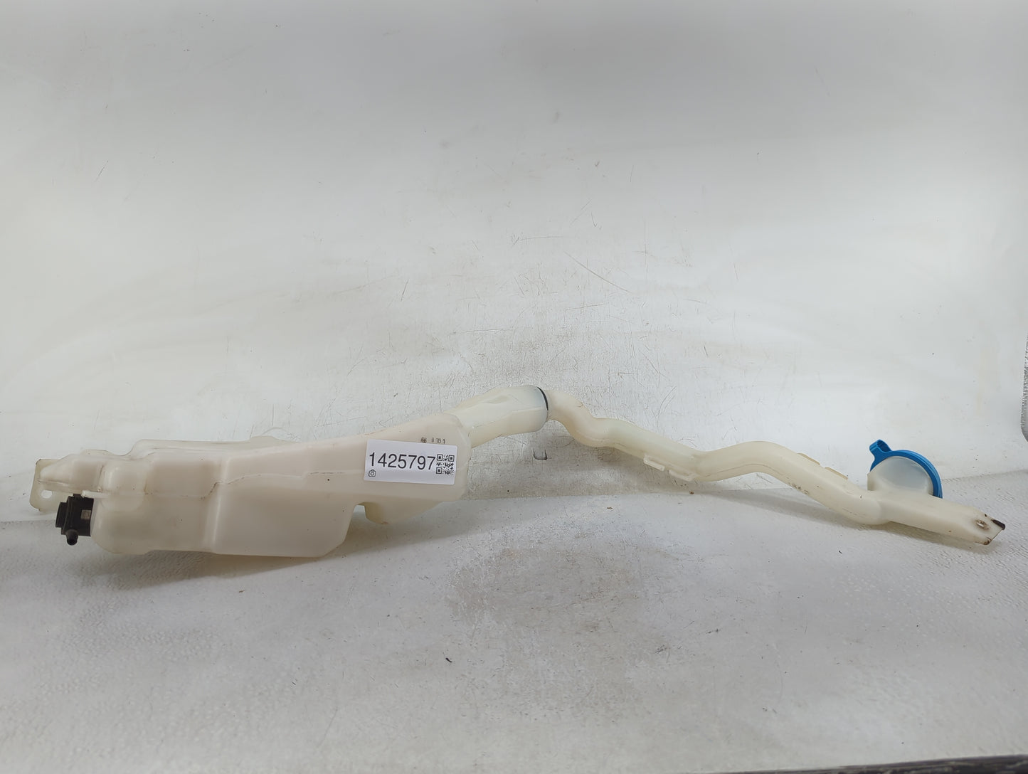 2016-2021 Honda Civic Windshield Washer Fluid Reservoir Bottle Oem - Oemusedautoparts1.com