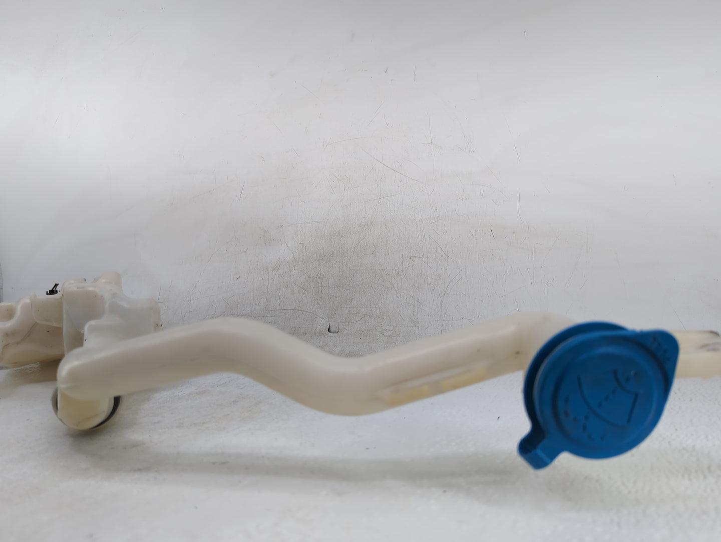 2016-2021 Honda Civic Windshield Washer Fluid Reservoir Bottle Oem - Oemusedautoparts1.com