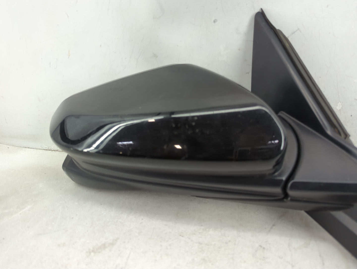 2016-2021 Honda Civic Passenger Side View Mirror - Right Door Mirror OEM Used - Oemusedautoparts1.com