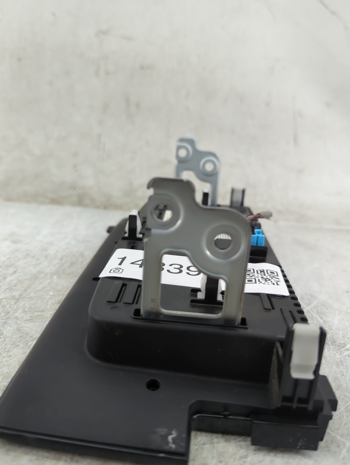 2016-2018 Honda Civic Information Display Screen - Oemusedautoparts1.com