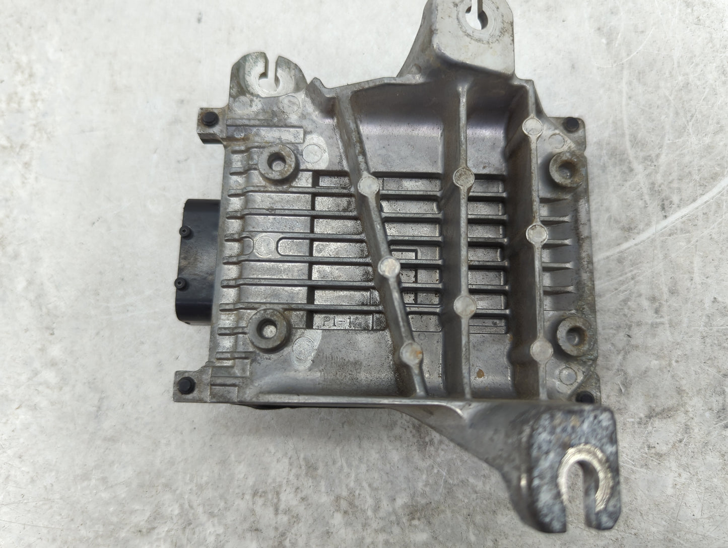 2016-2017 Honda Civic Transmission Control Module Tcu Tcm 28100-5cg-a04 - Oemusedautoparts1.com