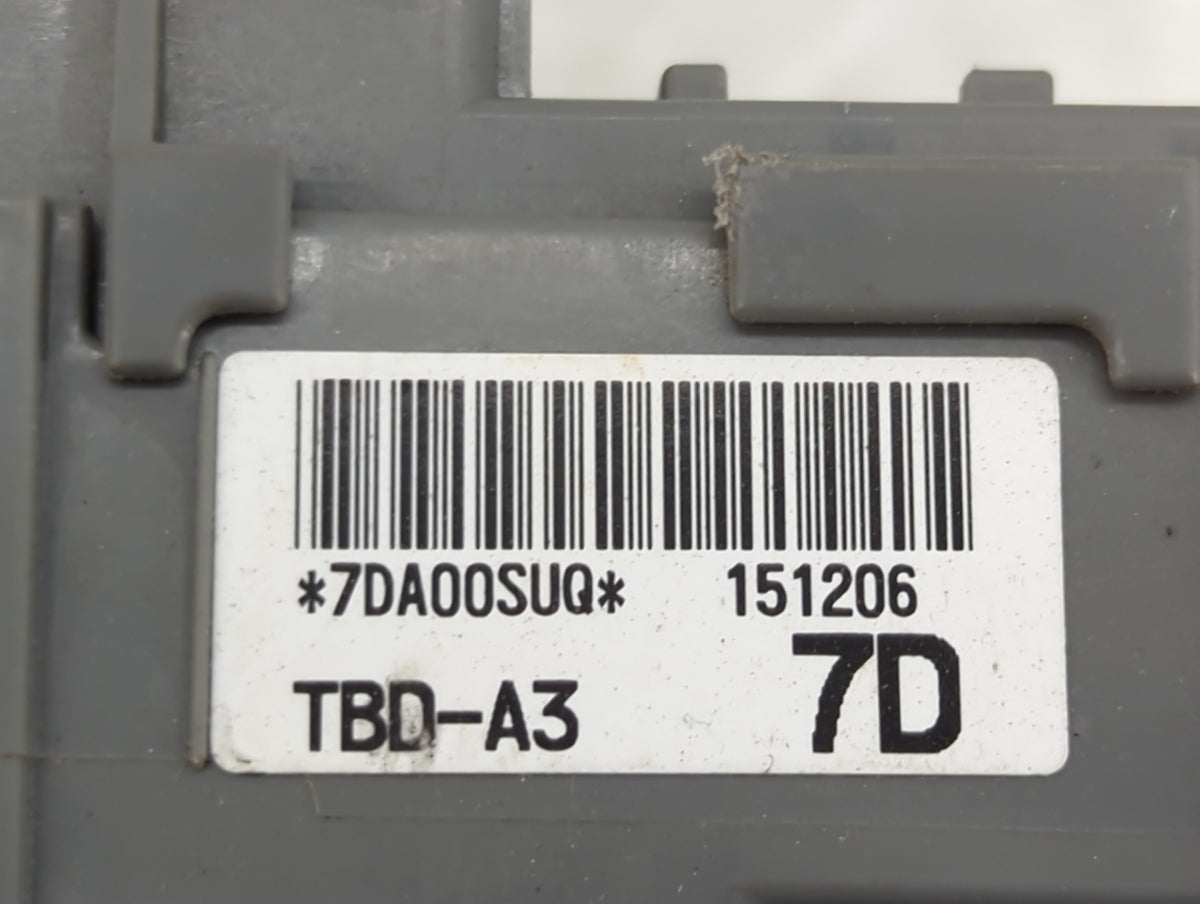 2016-2017 Honda Civic Body Control Module Bcm Inner Cabin Fuse Box - Oemusedautoparts1.com