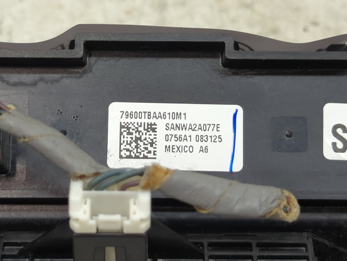 2016-2018 Honda Civic Climate Control Module Temperature AC/Heater Replacement P/N:79600TBAA610M1 SANWA2A077E Fits OEM Used 