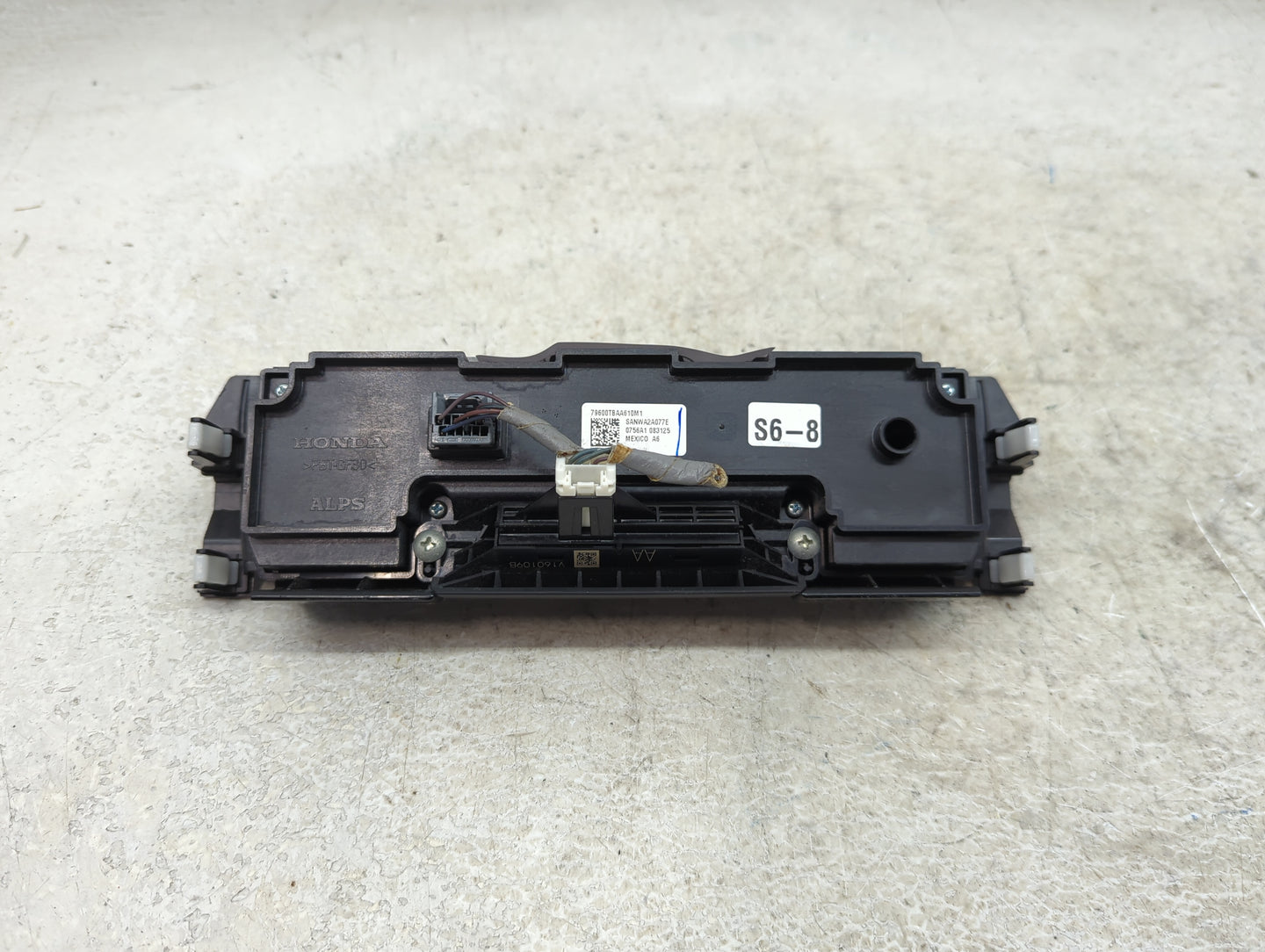 2016-2018 Honda Civic Climate Control Module Temperature AC/Heater Replacement P/N:79600TBAA610M1 SANWA2A077E Fits OEM Used 