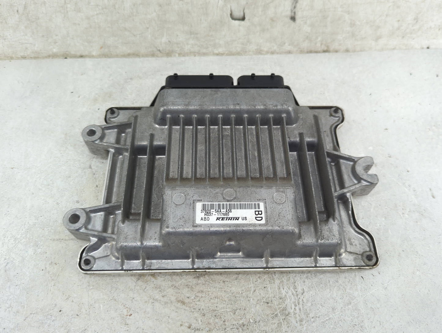 2016-2017 Honda Civic PCM Engine Control Computer ECU ECM PCU OEM P/N:37820-5AA-A56 H037-117680 Fits Fits 2016 2017 OEM Used