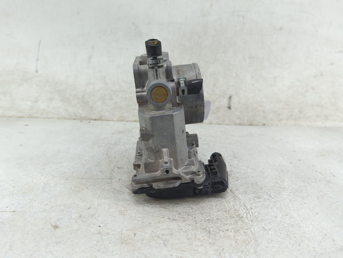 2016 Honda Civic Throttle Body P/N:GMF4A M150128, 035448, GHD0, 7134-0672-00 Fits OEM Used Auto Parts - Oemusedautoparts1.co