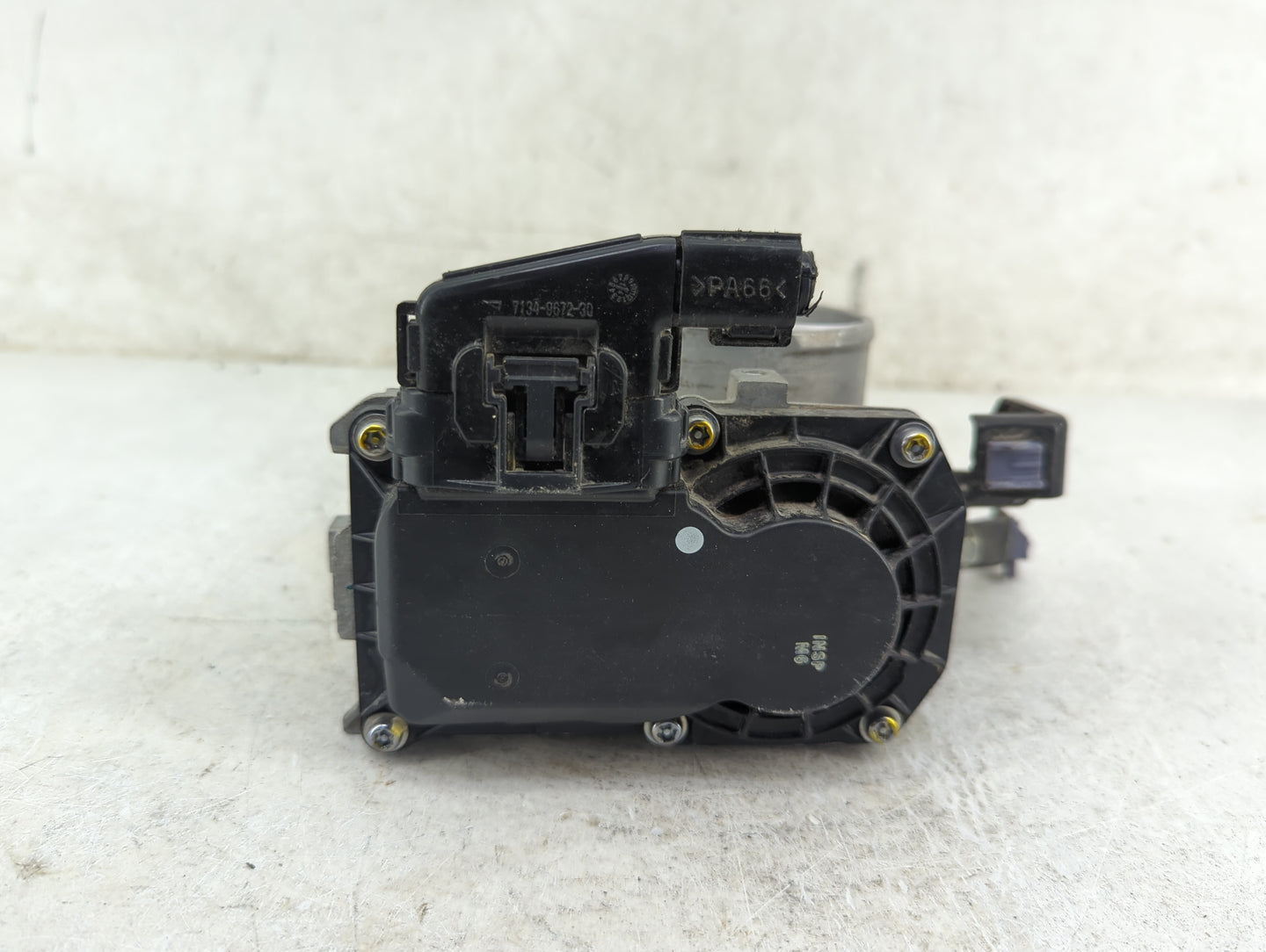 2016 Honda Civic Throttle Body P/N:GMF4A M150128, 035448, GHD0, 7134-0672-00 Fits OEM Used Auto Parts - Oemusedautoparts1.co