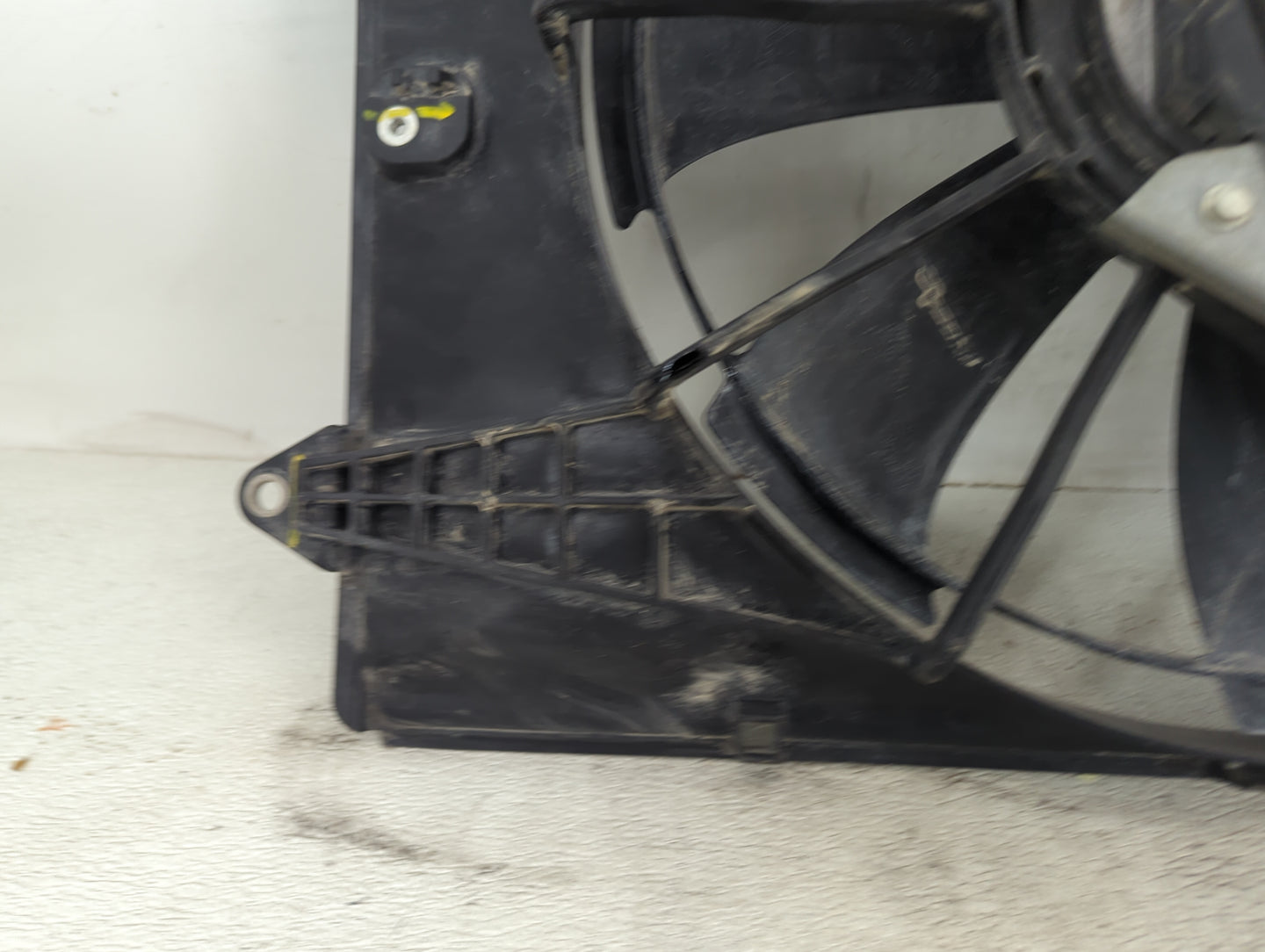 2016-2021 Honda Civic Electric Radiator Cooling Fan Motor Assembly Fits Fits 2016 2017 2018 2019 2020 2021 OEM Used Auto Par