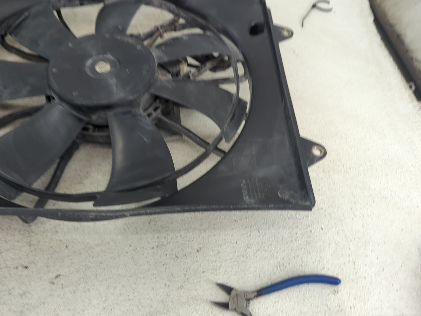 2016-2021 Honda Civic Electric Radiator Cooling Fan Motor Assembly Fits Fits 2016 2017 2018 2019 2020 2021 OEM Used Auto Par