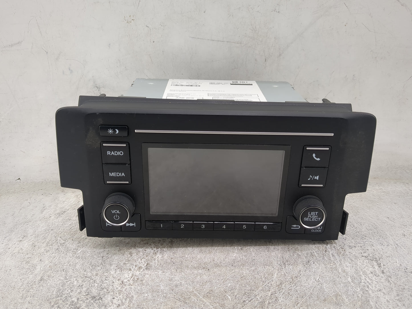 2016-2017 Honda Civic Radio AM FM Cd Player Receiver Replacement P/N:39100-TBA-A11 CV-VH55E1GX Fits Fits 2016 2017 OEM Used 