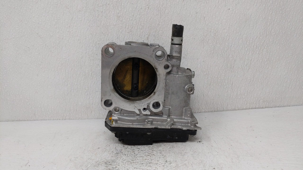 2016-2019 Honda Civic Throttle Body P/N:GMH1A Fits Fits 2016 2017 2018 2019 OEM Used Auto Parts - Oemusedautoparts1.com