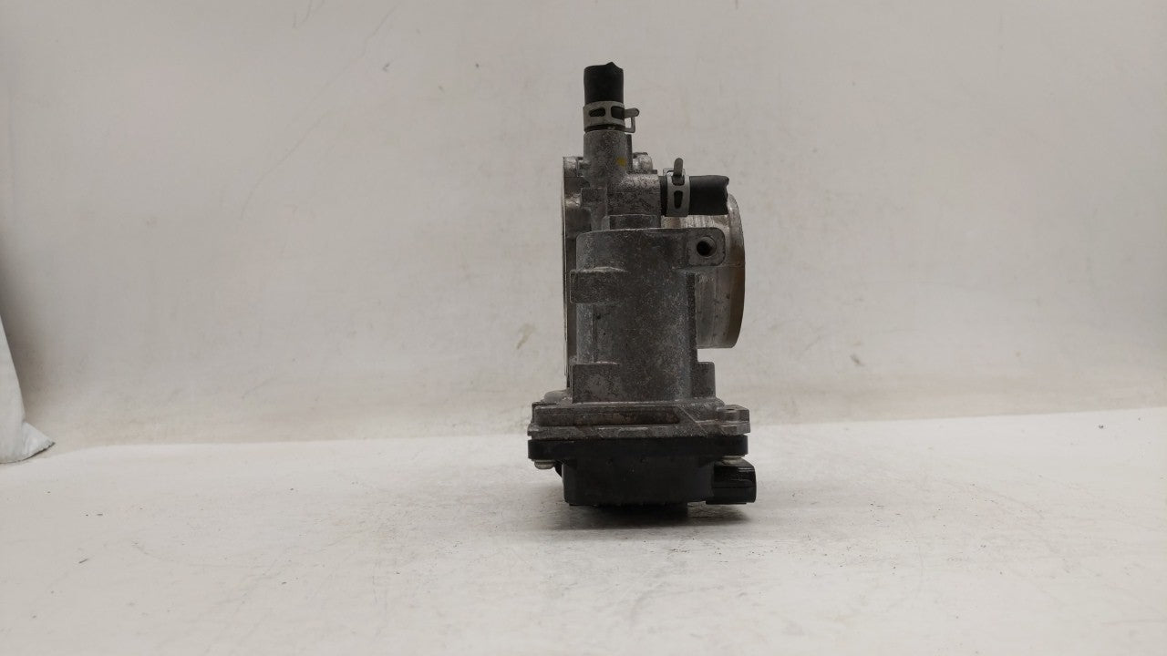 2016-2019 Honda Civic Throttle Body P/N:GMH1A Fits Fits 2016 2017 2018 2019 OEM Used Auto Parts - Oemusedautoparts1.com