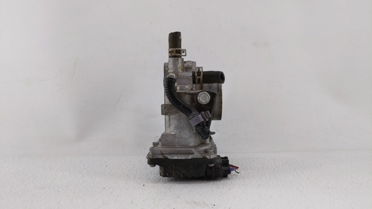 2016-2019 Honda Civic Throttle Body P/N:GMH1A Fits Fits 2016 2017 2018 2019 OEM Used Auto Parts - Oemusedautoparts1.com