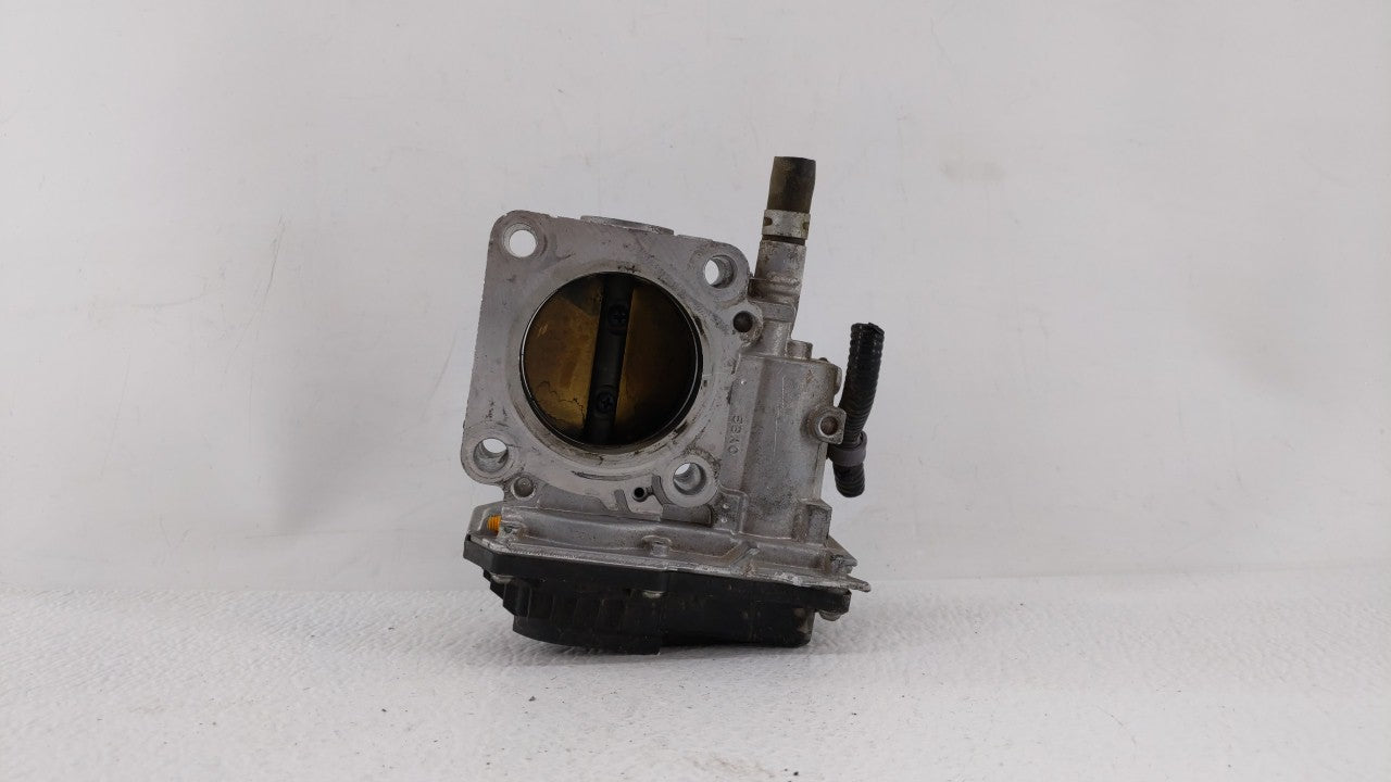 2016-2019 Honda Civic Throttle Body P/N:GMH1A Fits Fits 2016 2017 2018 2019 OEM Used Auto Parts - Oemusedautoparts1.com