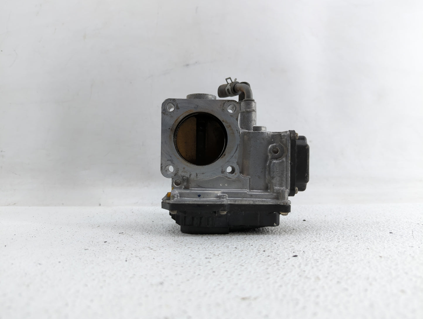 2016-2019 Honda Civic Throttle Body P/N:GMG9A Fits Fits 2016 2017 2018 2019 OEM Used Auto Parts - Oemusedautoparts1.com