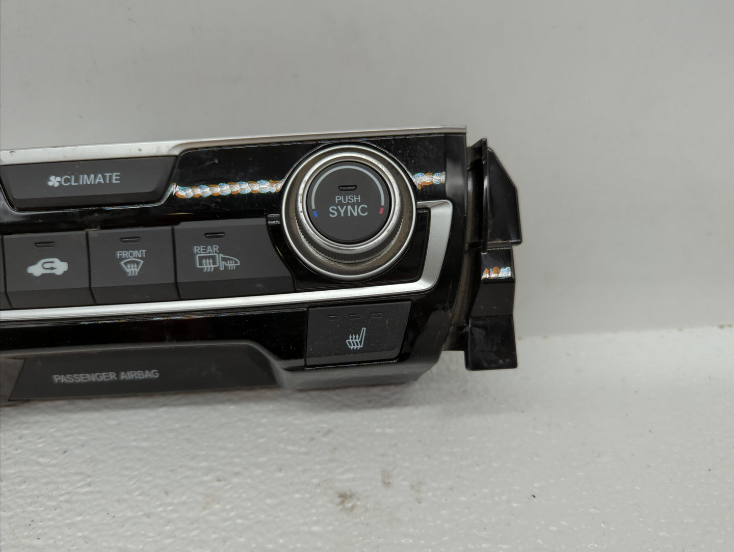 2016-2018 Honda Civic Climate Control Module Temperature AC/Heater Replacement P/N:79600TGGA610M1 79600-TBA-C410-M1 Fits OEM