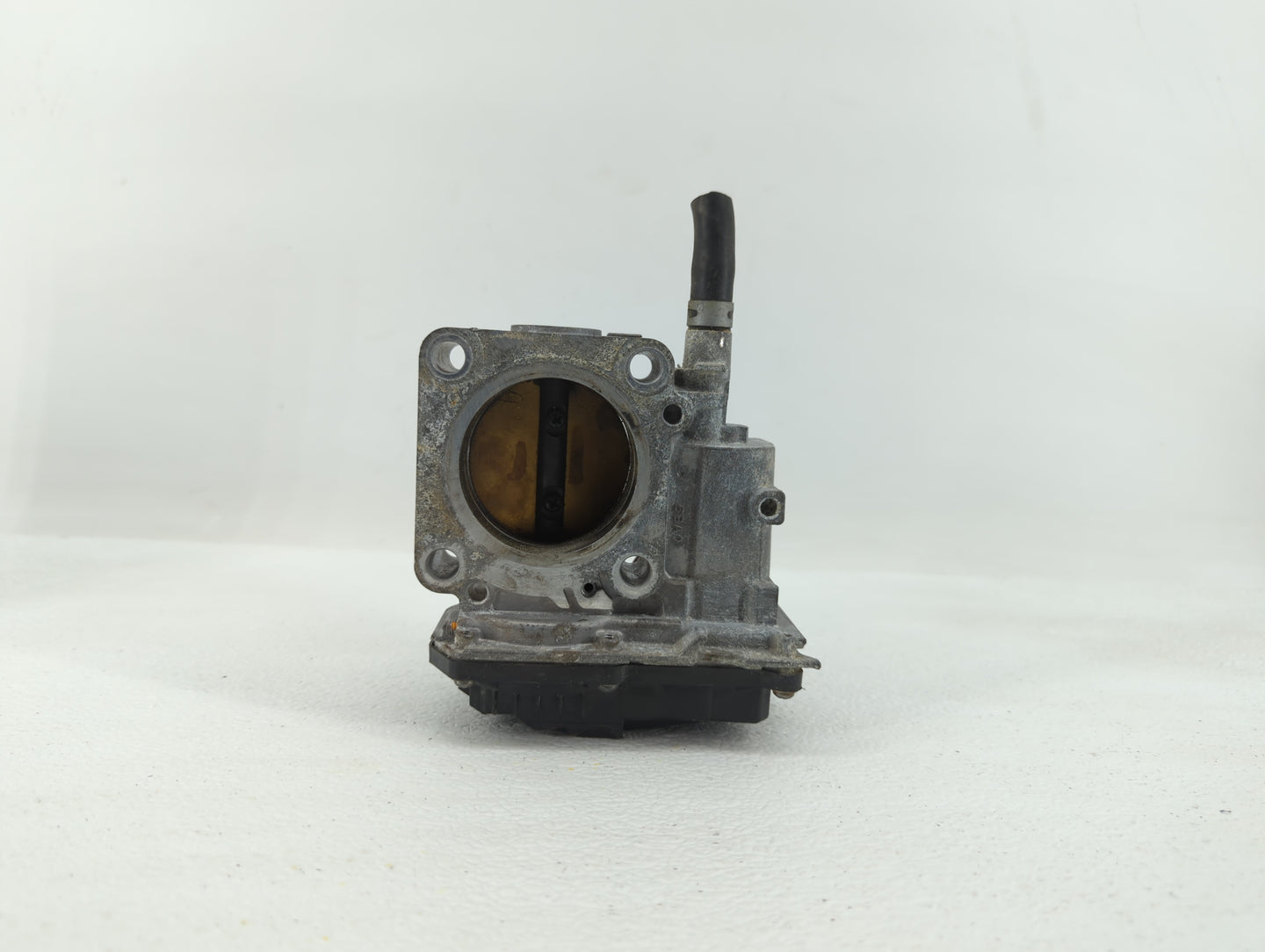 2016-2019 Honda Civic Throttle Body P/N:GMH1A Fits Fits 2016 2017 2018 2019 OEM Used Auto Parts - Oemusedautoparts1.com