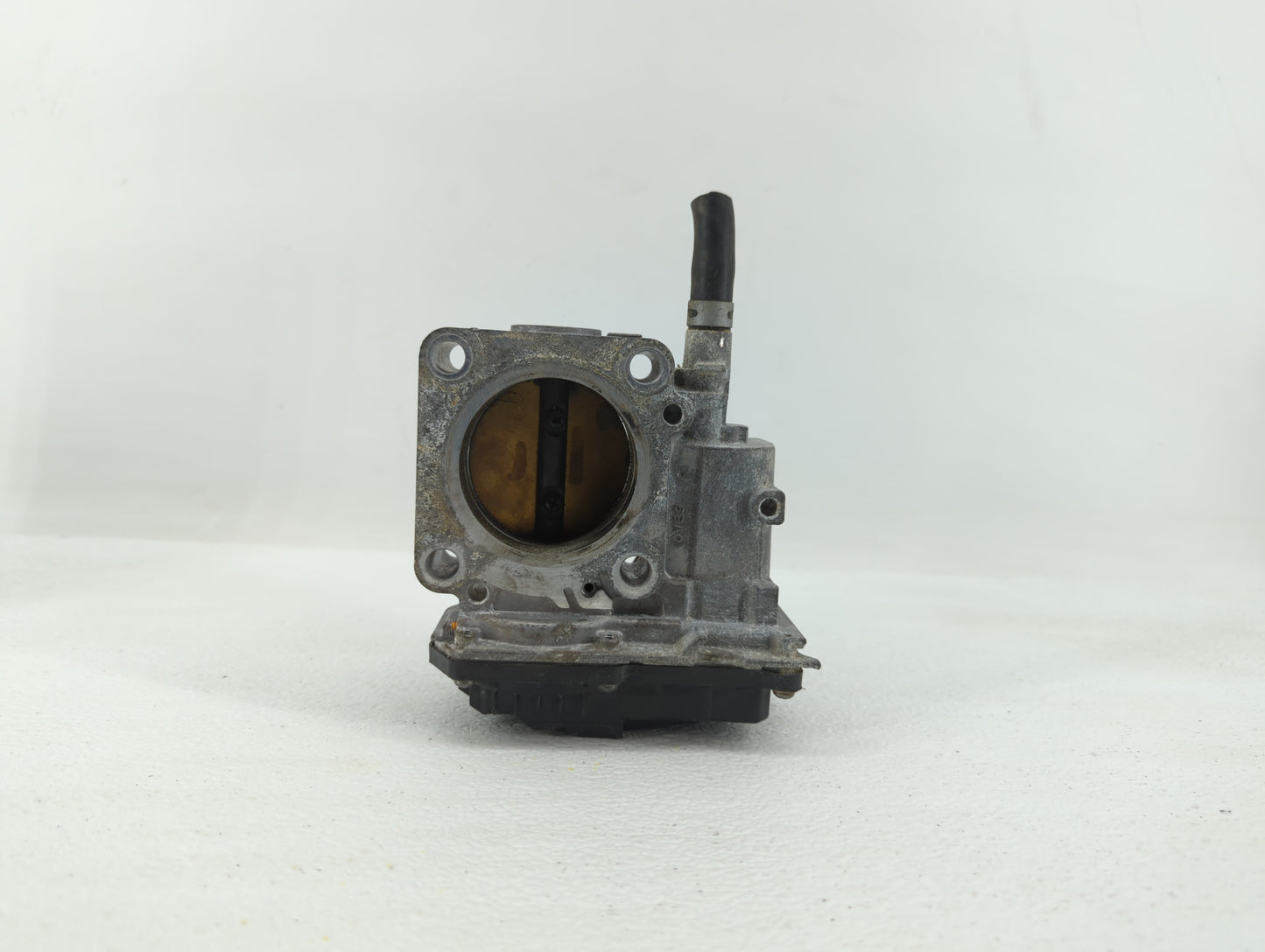 2016-2019 Honda Civic Throttle Body P/N:GMH1A Fits Fits 2016 2017 2018 2019 OEM Used Auto Parts - Oemusedautoparts1.com