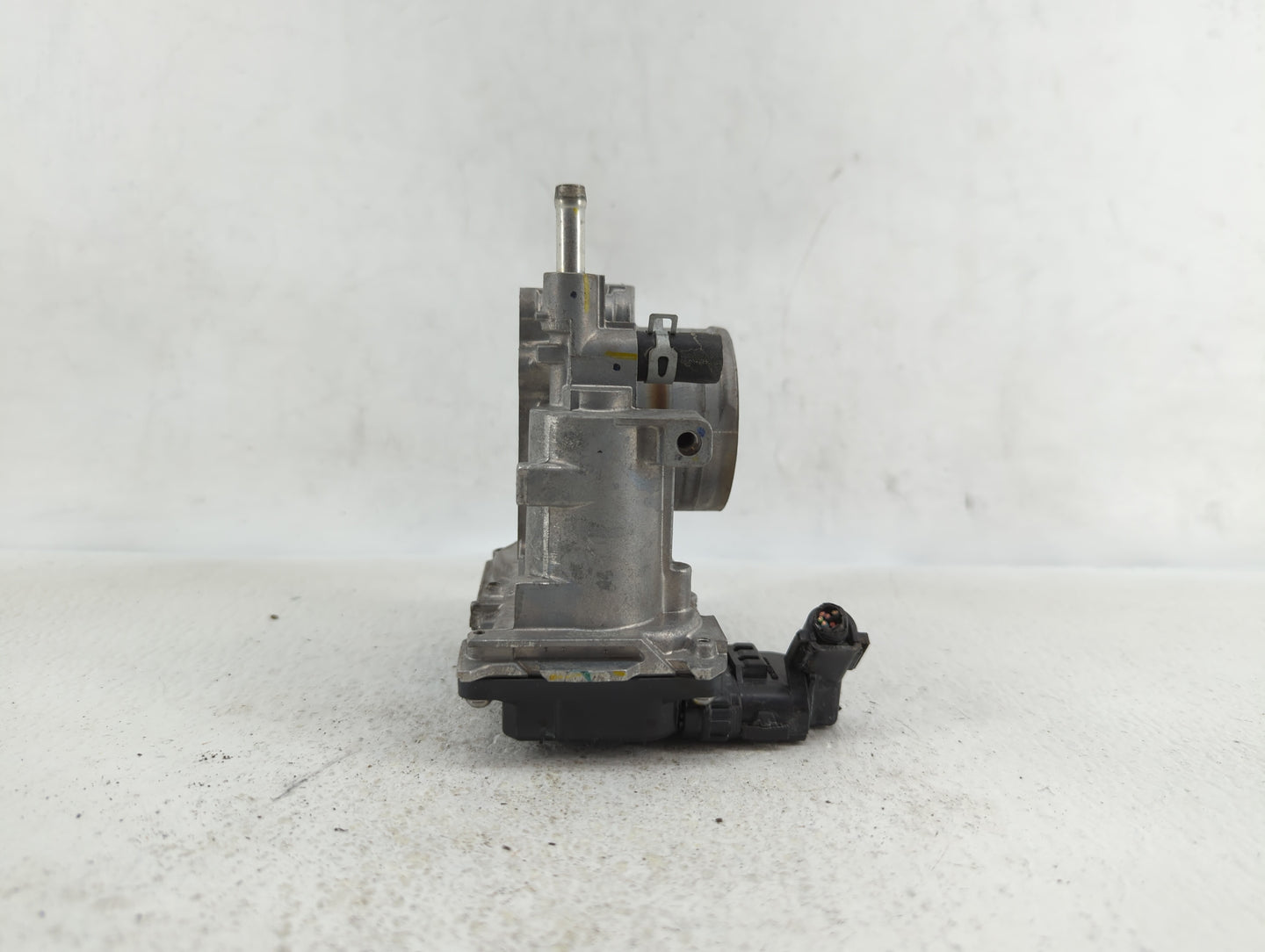 2016-2019 Honda Civic Throttle Body P/N:GMH1A Fits Fits 2016 2017 2018 2019 OEM Used Auto Parts - Oemusedautoparts1.com