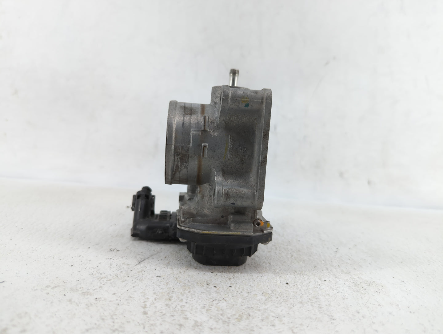 2016-2019 Honda Civic Throttle Body P/N:GMH1A Fits Fits 2016 2017 2018 2019 OEM Used Auto Parts - Oemusedautoparts1.com