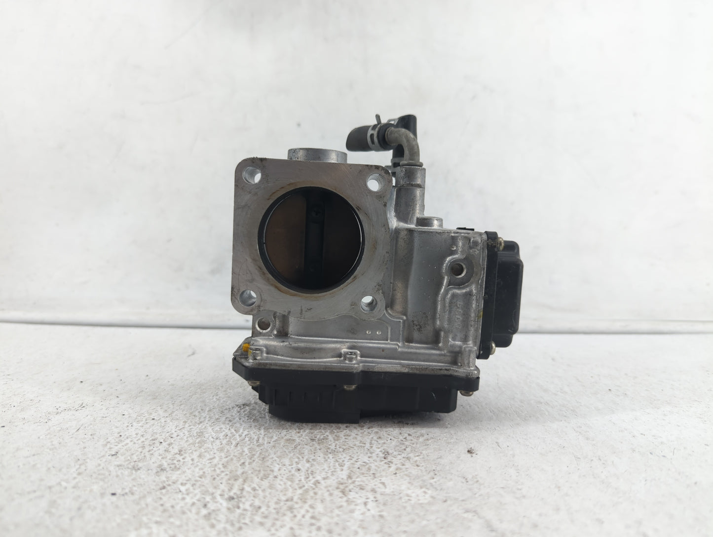 2016-2019 Honda Civic Throttle Body P/N:GMG9A Fits Fits 2016 2017 2018 2019 OEM Used Auto Parts - Oemusedautoparts1.com
