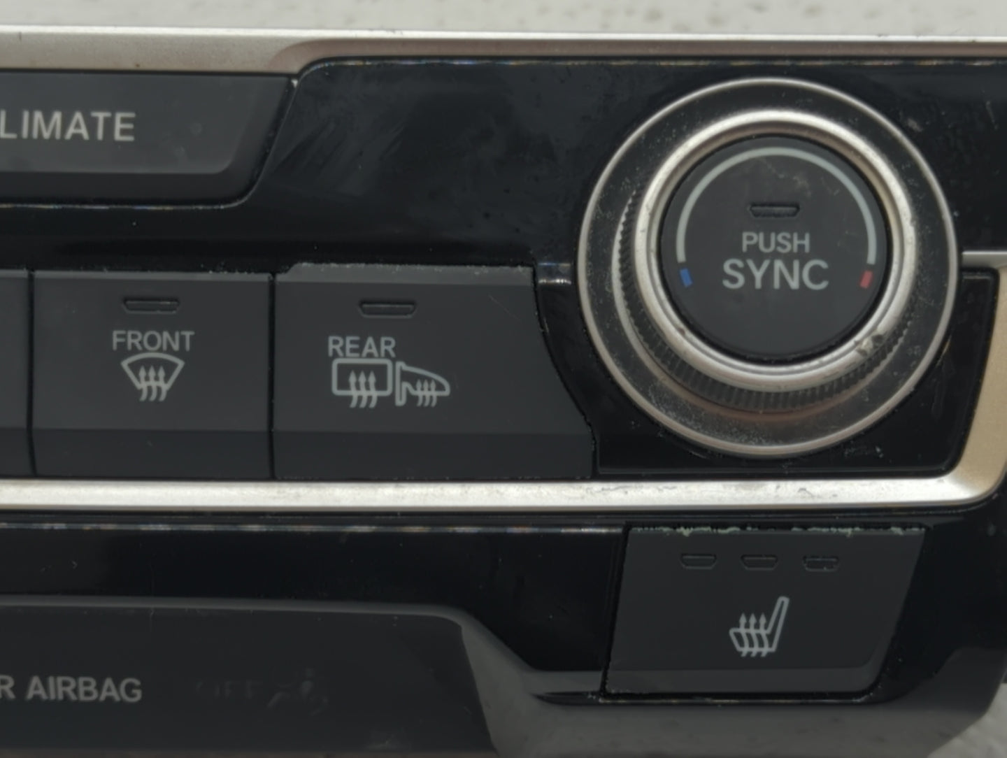 2016-2018 Honda Civic Climate Control Module Temperature AC/Heater Replacement P/N:79600-TBA-A610-M1 79600-TBA-A611-M1 Fits 
