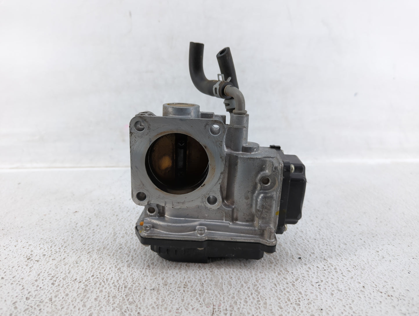 2016-2022 Honda Civic Throttle Body P/N:GMG9A 12648414 Fits Fits 2016 2017 2018 2019 2020 2021 2022 OEM Used Auto Parts - Oe