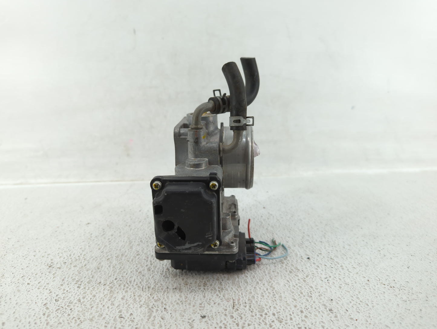 2016-2022 Honda Civic Throttle Body P/N:GMG9A 12648414 Fits Fits 2016 2017 2018 2019 2020 2021 2022 OEM Used Auto Parts - Oe