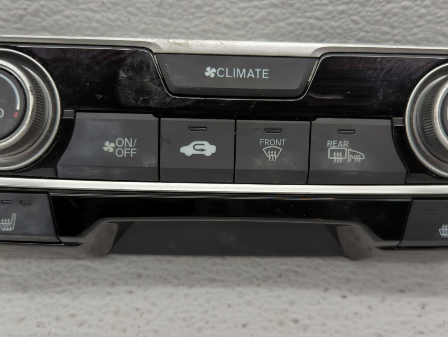 2016-2021 Honda Civic Climate Control Module Temperature AC/Heater Replacement P/N:79600TBAA611M1 Fits OEM Used Auto Parts -