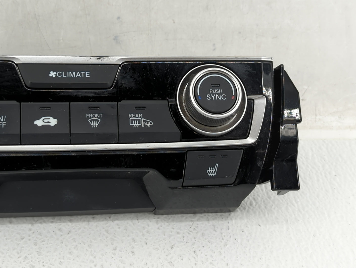 2016-2018 Honda Civic Climate Control Module Temperature AC/Heater Replacement P/N:79600TBAA611M1 Fits Fits 2016 2017 2018 O