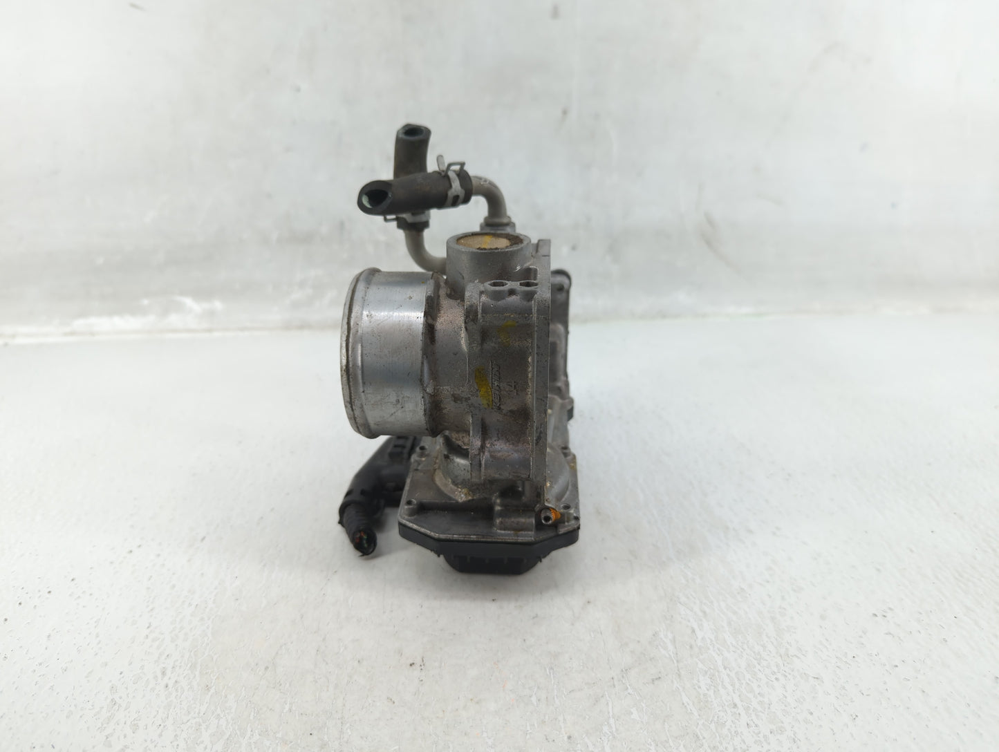2016-2022 Honda Civic Throttle Body P/N:GMG9A Fits Fits 2016 2017 2018 2019 2020 2021 2022 OEM Used Auto Parts - Oemusedauto