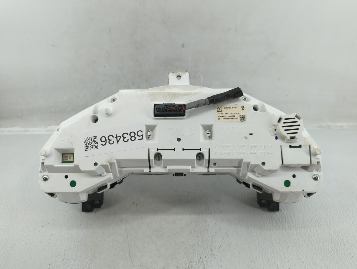 2016-2017 Honda Civic Instrument Cluster Speedometer Gauges P/N:BA0523161 78100-TBA-A310-M1 Fits Fits 2016 2017 OEM Used Aut