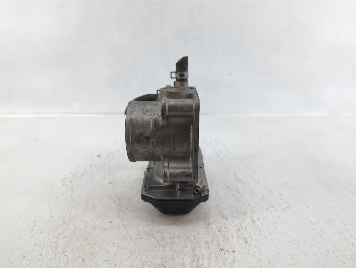 2016 Honda Civic Throttle Body P/N:263146 M60308, GMII1A Fits OEM Used Auto Parts - Oemusedautoparts1.com