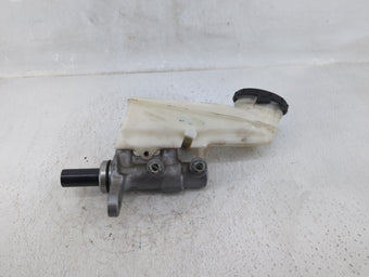 compare product 2016-2021 Honda Civic Brake Master Cylinder 607390