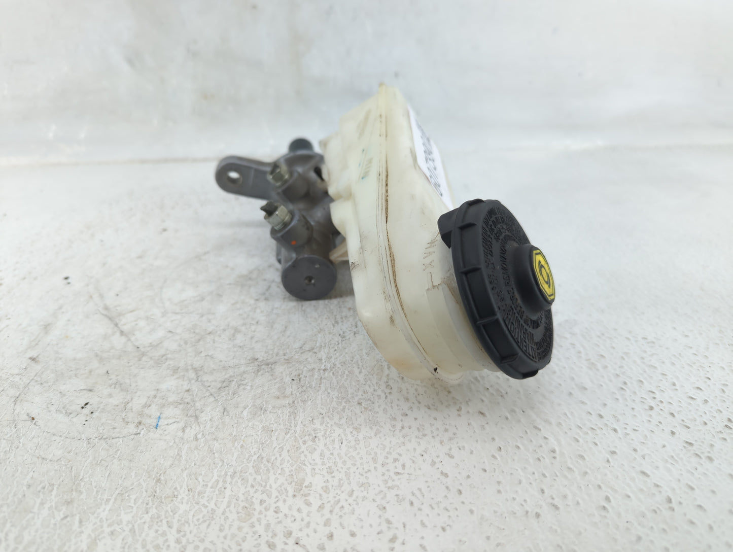 2016-2021 Honda Civic Brake Master Cylinder - Oemusedautoparts1.com