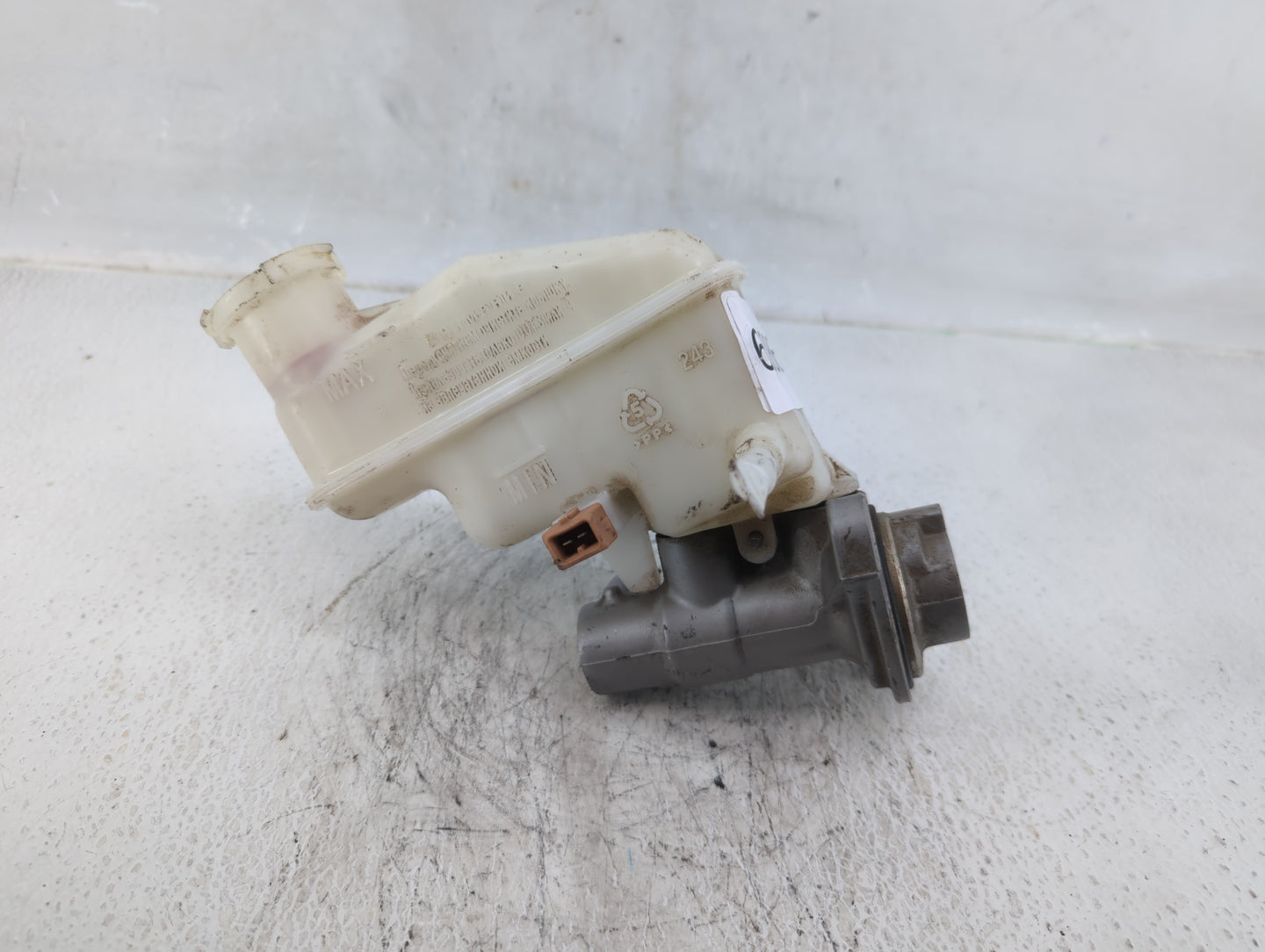 2016-2021 Honda Civic Brake Master Cylinder - Oemusedautoparts1.com