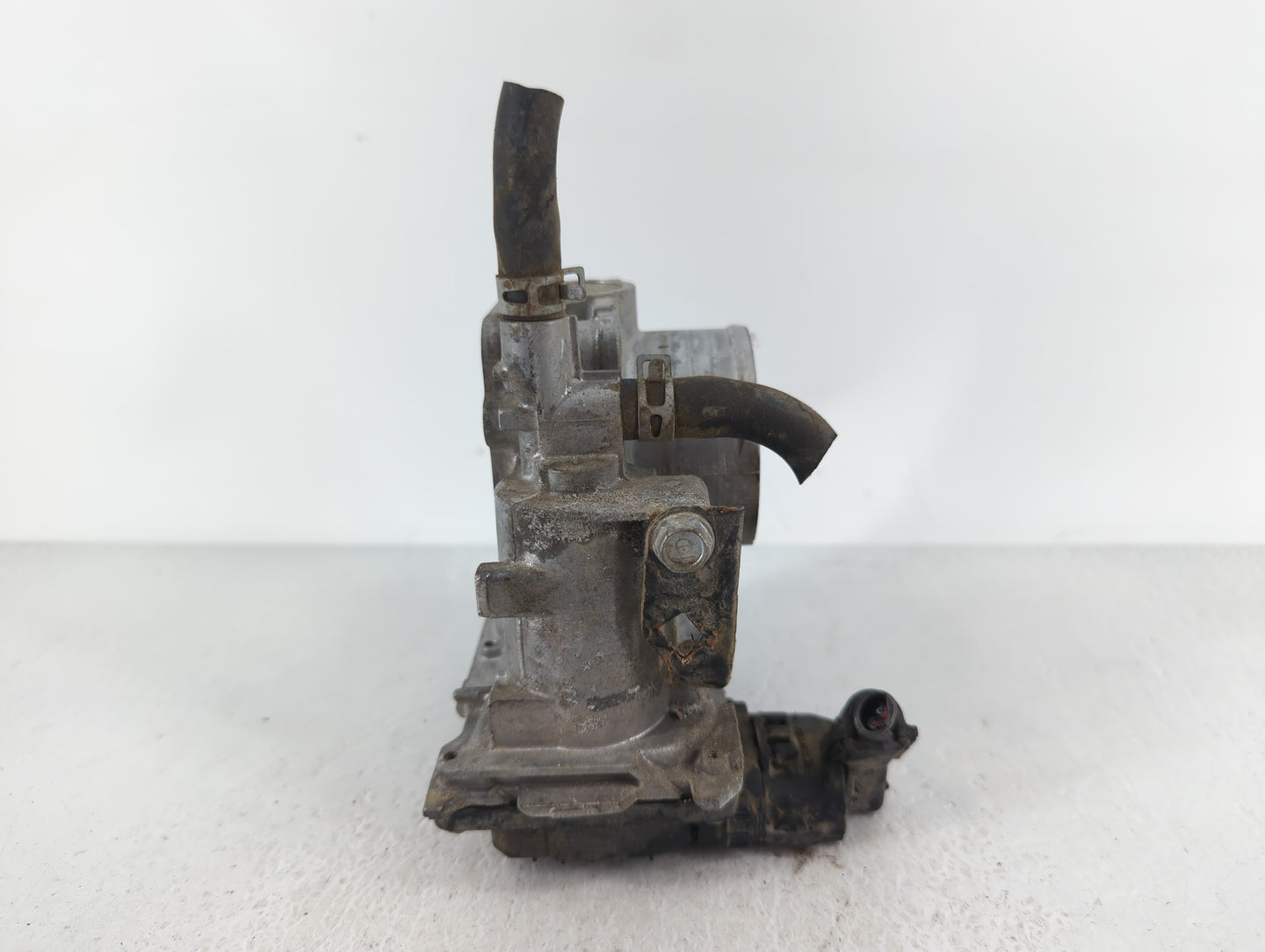 2016-2022 Honda Civic Throttle Body P/N:5BA0 M1 51215 Fits Fits 2016 2017 2018 2019 2020 2021 2022 OEM Used Auto Parts - Oem