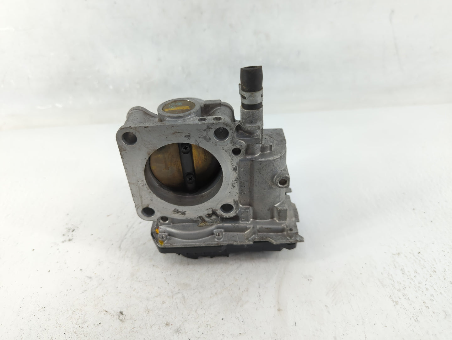 2016-2022 Honda Civic Throttle Body P/N:390859 M60503, GMH1A Fits Fits 2016 2017 2018 2019 2020 2021 2022 OEM Used Auto Part