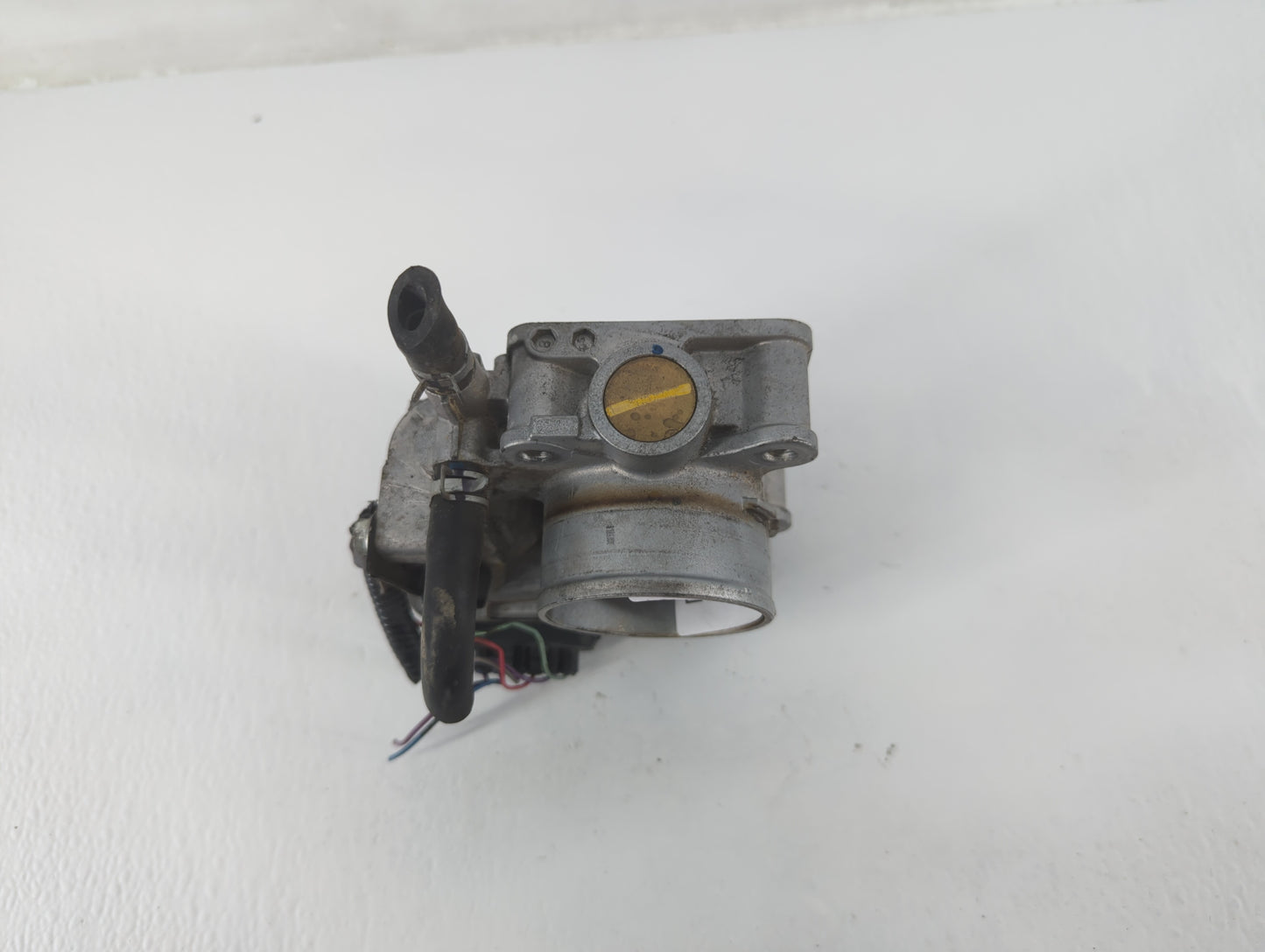 2016-2022 Honda Civic Throttle Body P/N:GMH1A M60912 Fits Fits 2016 2017 2018 2019 2020 2021 2022 OEM Used Auto Parts - Oemu