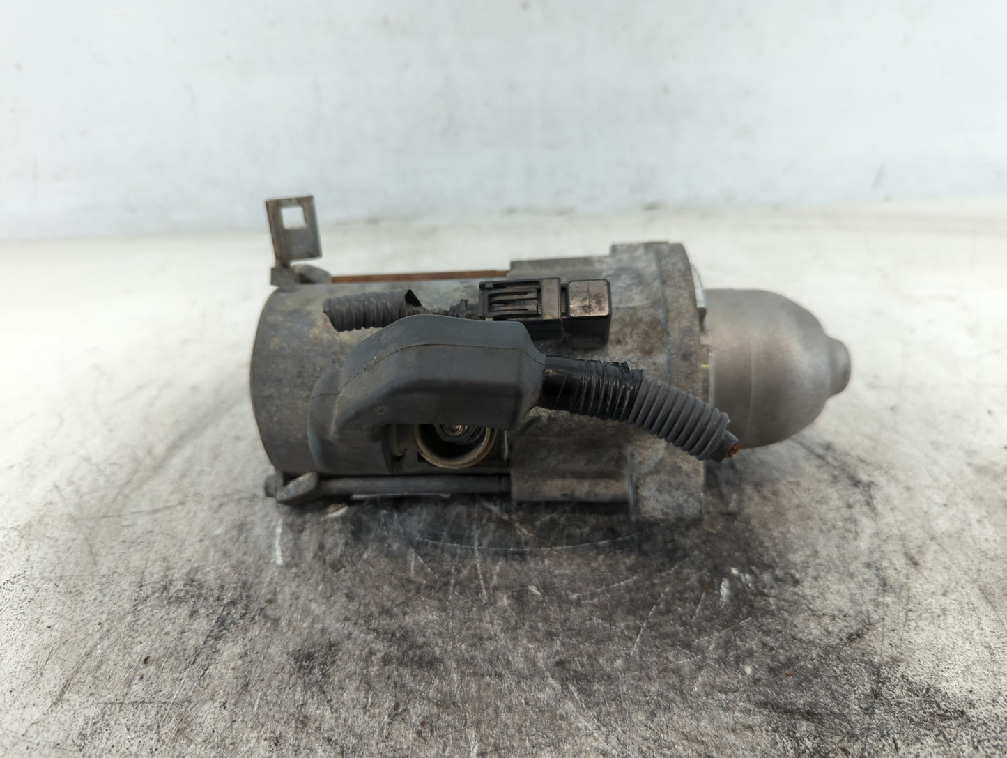 2016-2021 Honda Civic Car Starter Motor Solenoid OEM P/N:SM-74027 Fits Fits 2016 2017 2018 2019 2020 2021 OEM Used Auto Part