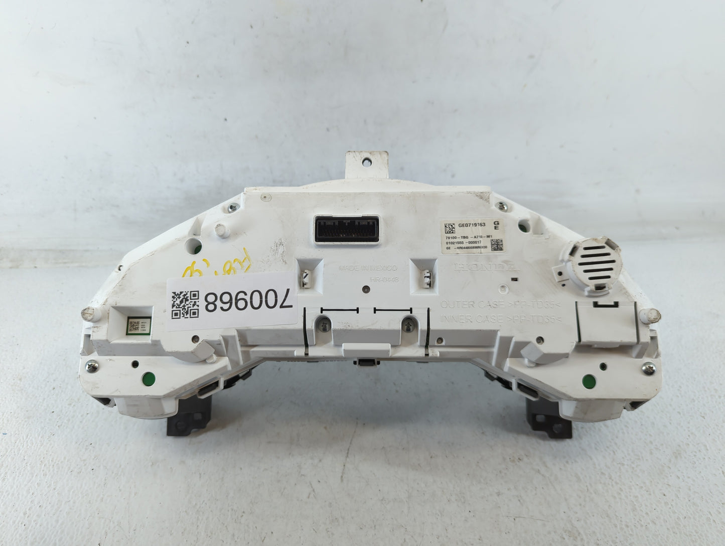 2016 Honda Civic Instrument Cluster Speedometer Gauges P/N:GE0719163 78100-TBG-A710-M1 Fits OEM Used Auto Parts - Oemusedaut