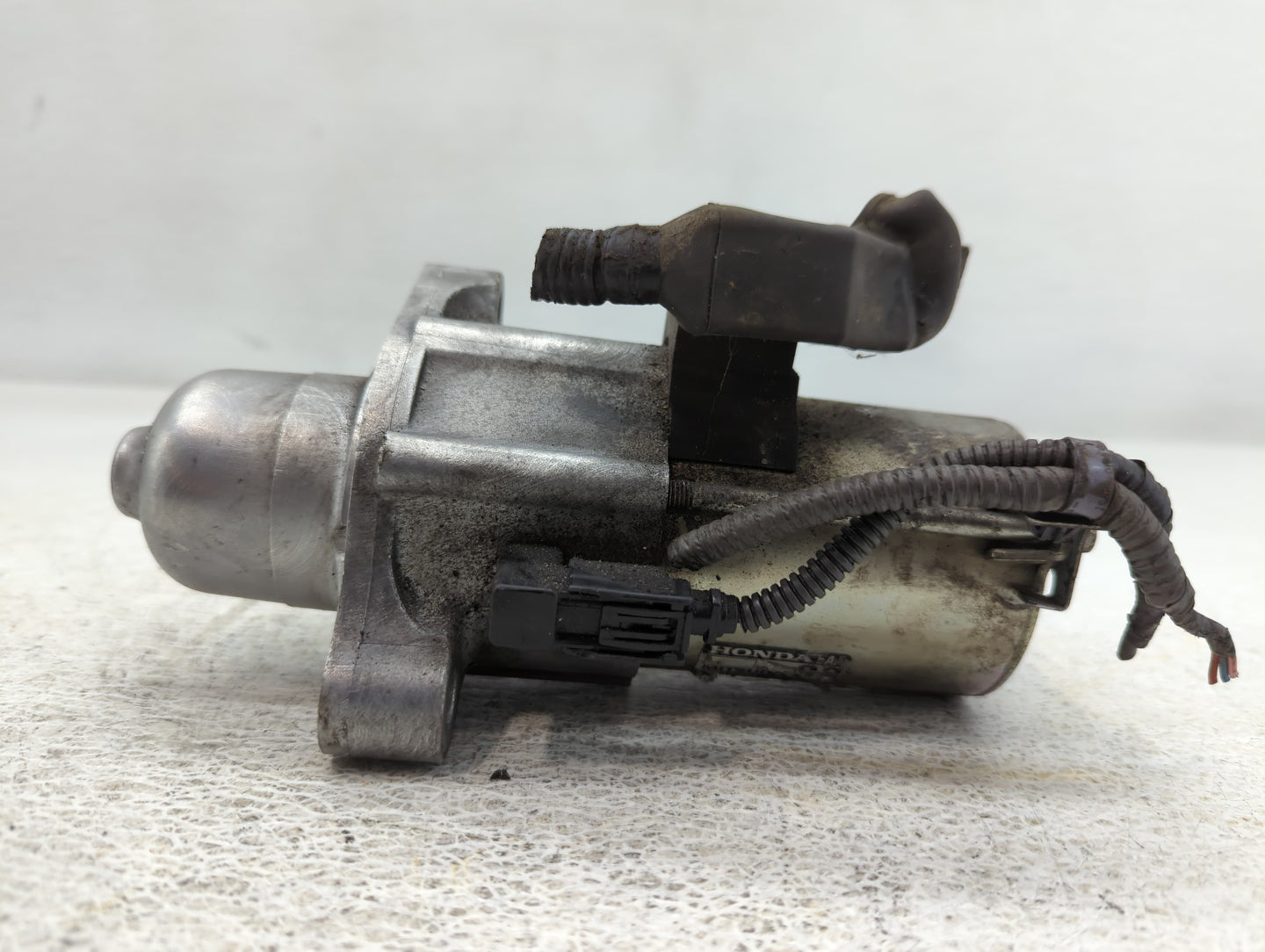 2016-2017 Honda Civic Car Starter Motor Solenoid OEM P/N:12V-1.6 -5009 Fits Fits 2016 2017 2020 OEM Used Auto Parts - Oemuse