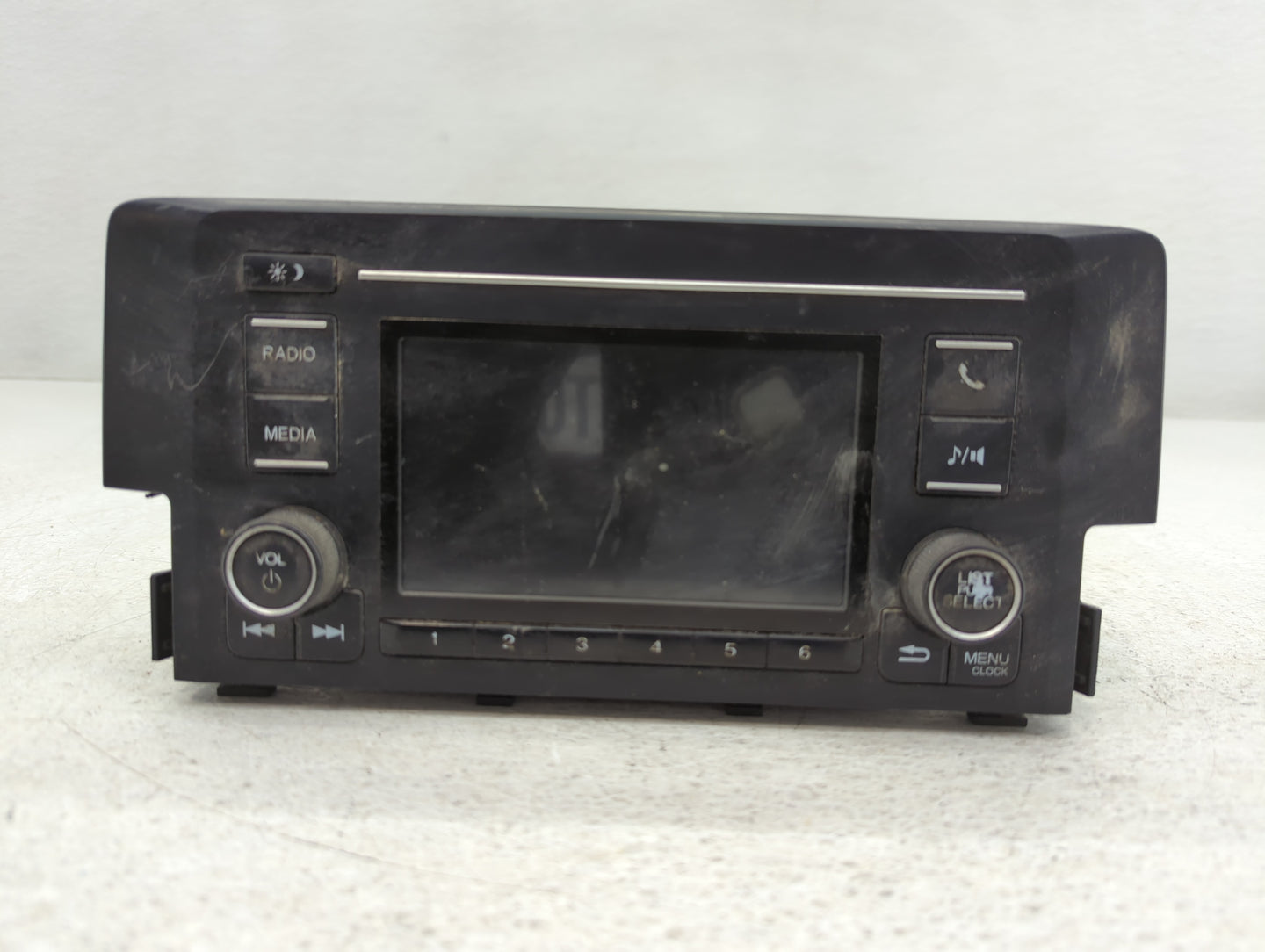 2016-2017 Honda Civic Am Fm Cd Player Radio Receiver - Oemusedautoparts1.com