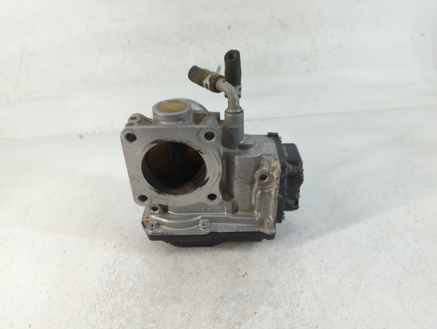 2016-2022 Honda Civic Throttle Body P/N:125408 M60104, GMG9A Fits Fits 2016 2017 2018 2019 2020 2021 2022 OEM Used Auto Part