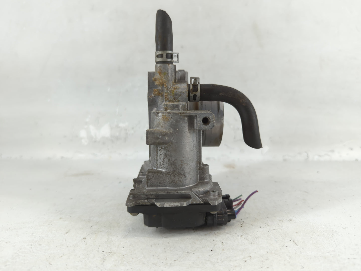 2016-2022 Honda Civic Throttle Body P/N:324798 M60405, GMH1A Fits Fits 2016 2017 2018 2019 2020 2021 2022 OEM Used Auto Part