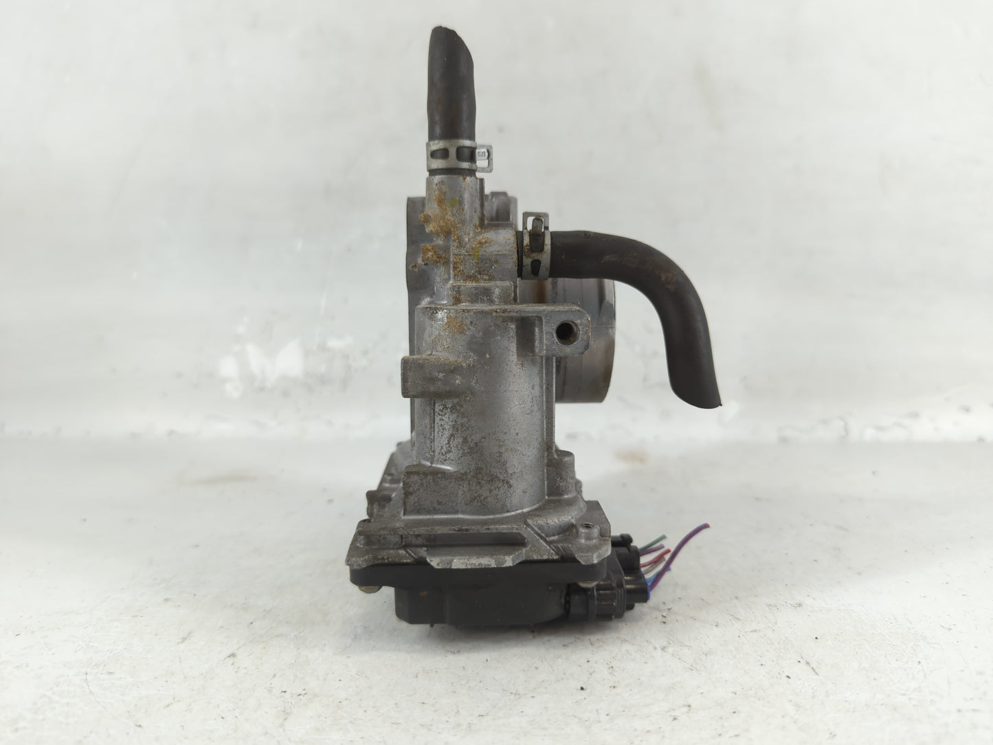 2016-2022 Honda Civic Throttle Body P/N:324798 M60405, GMH1A Fits Fits 2016 2017 2018 2019 2020 2021 2022 OEM Used Auto Part