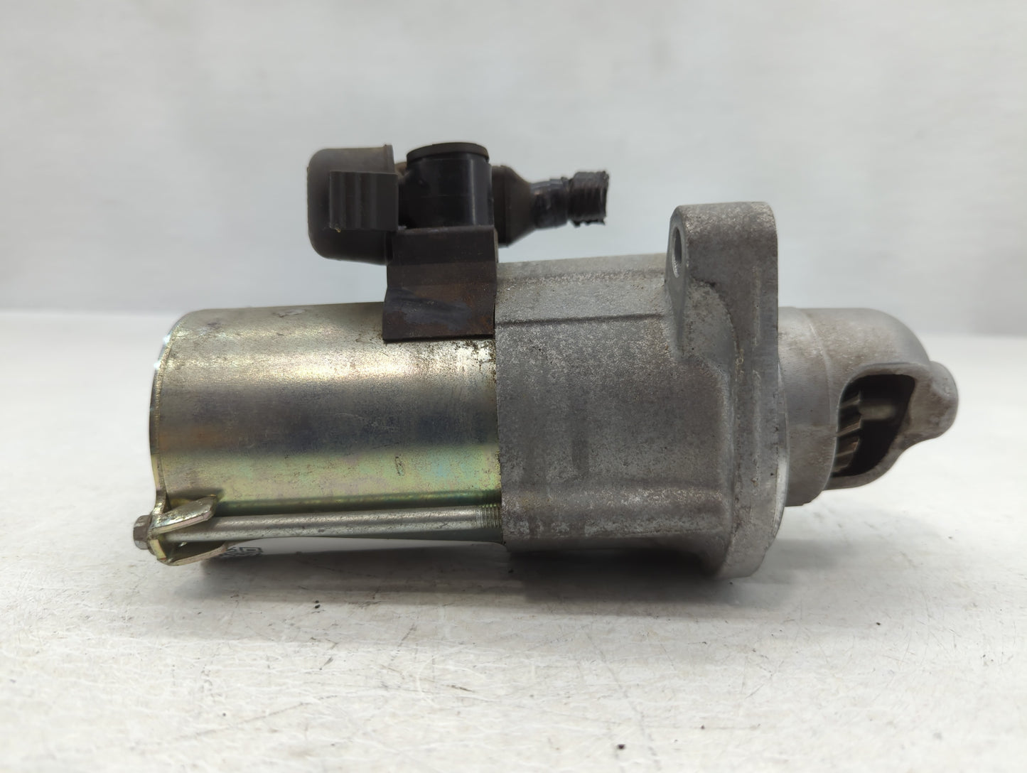 2016-2017 Honda Civic Car Starter Motor Solenoid OEM P/N:SM-75009 Fits Fits 2016 2017 2020 OEM Used Auto Parts - Oemusedauto