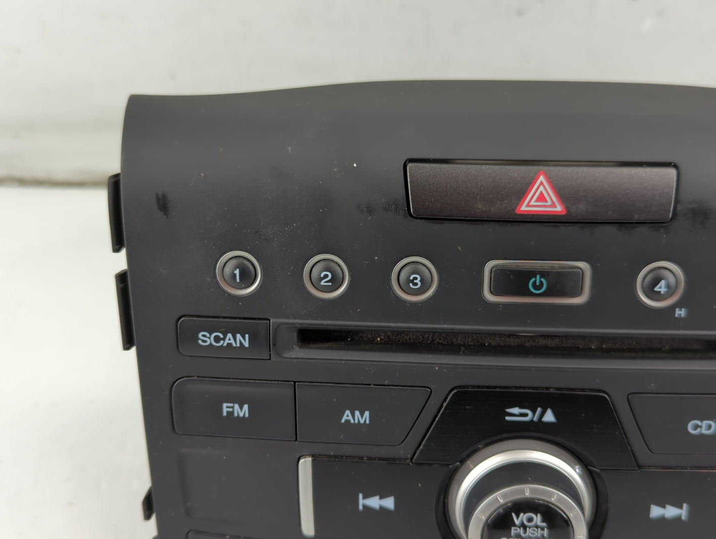 2015-2016 Honda Cr-V Radio AM FM Cd Player Receiver Replacement P/N:39100-T0A-A911-M1 Fits Fits 2015 2016 OEM Used Auto Part